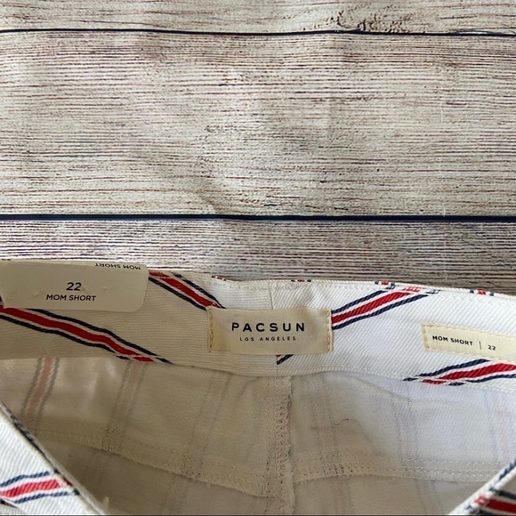 NWT PacSun Striped Mom Short Size 22 - Picture 5 of 7